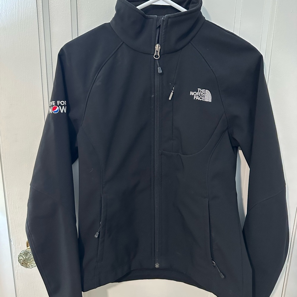 The North Face Women's Black Ski Jacket size small